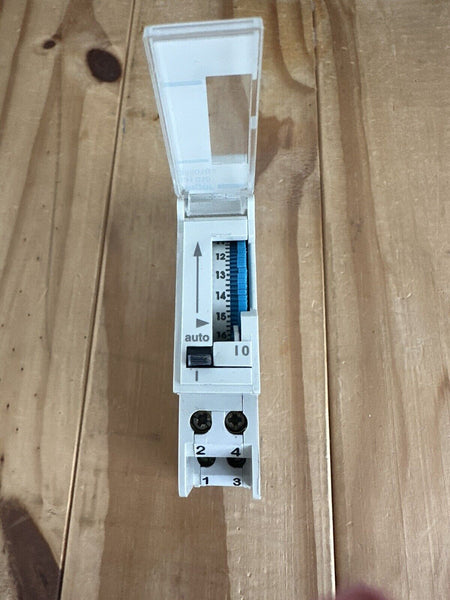 Hager 16A Eh010 228010 Time Switch 1CH Daily 240V 50/60HZ TIMER – PRO ...
