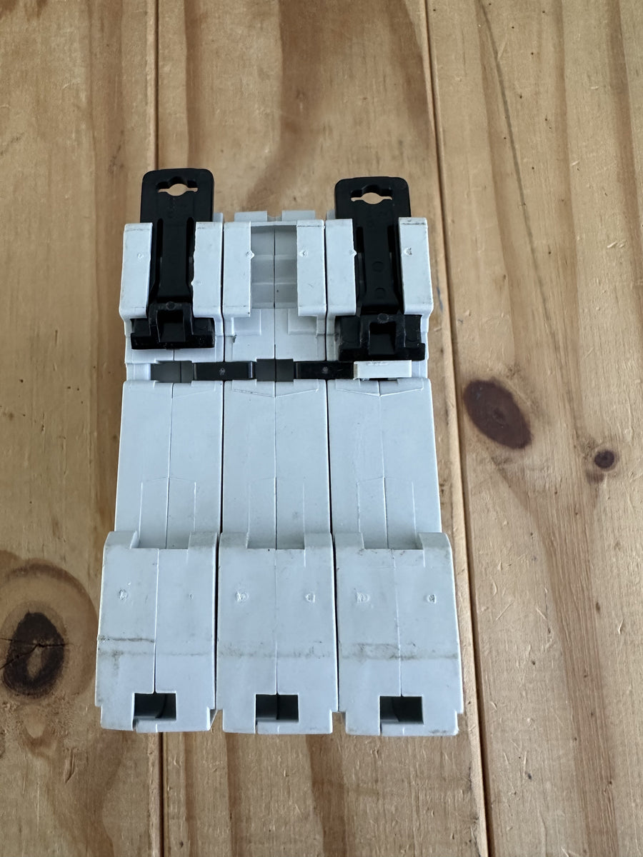 MEM Eaton 25A MCH325 Memshield 2 25 Amp Type C C25 MCB 3 POLE BILL ...