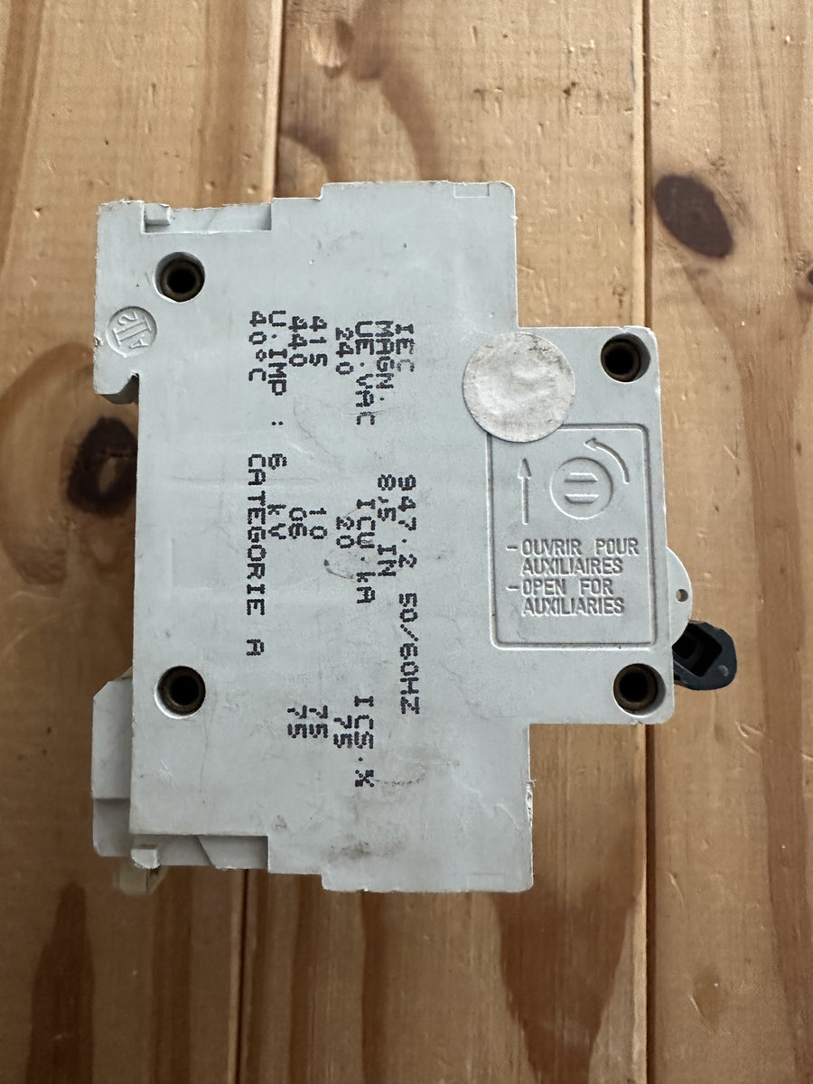 Merlin Gerin MULTI9 27276 100A NC100H C100 3 Phase MCB 10KA 3 POLE 415 ...
