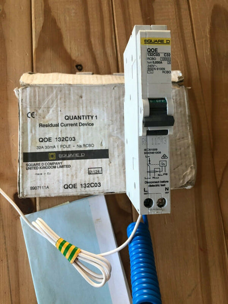 32 Amp Rcd SQUARE D 32 AMP TYPE C 10 kA 30 mA RCBO MCB RCD QOE132C03 PLUG IN ...