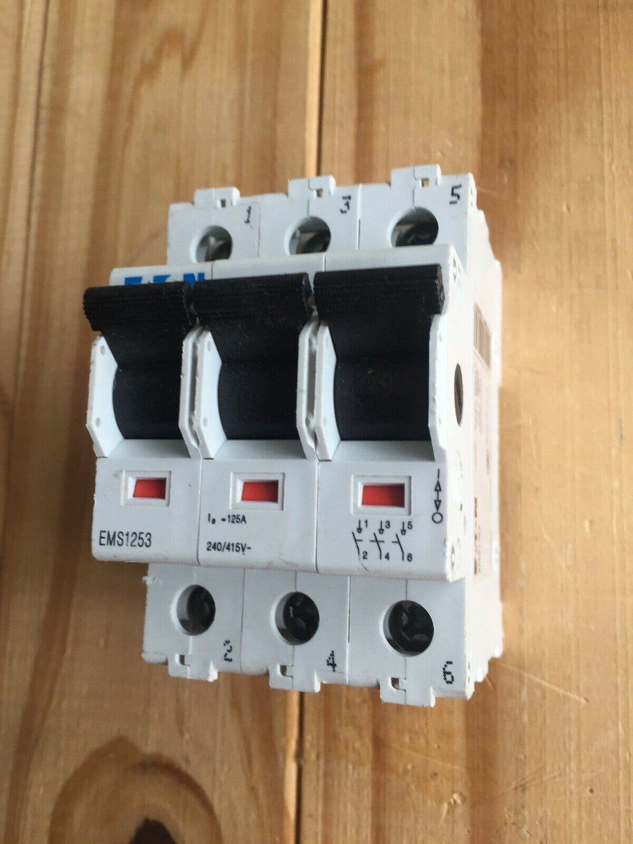 Interruttore Sezionatore Eaton 125A 3 Poli EMS1253 - Usato Su Guida DIN