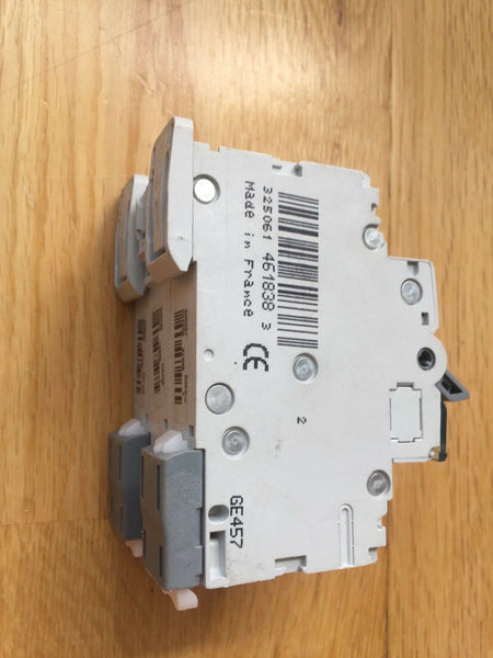 MK Sentry 5940s - 40a Type B MCB - C E Wholesalers MK Sentry 5940s - 40a Type B MCB - C E Wholesalers