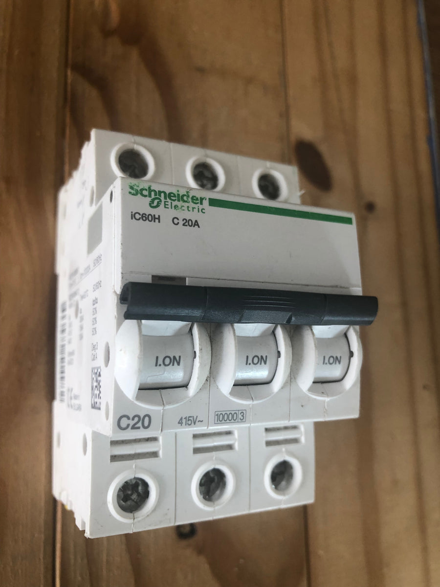 SCHNEIDER 20 AMP CURVE C 10kA TRIPLE POLE MCB CIRCUIT BREAKER A9F54320 ...