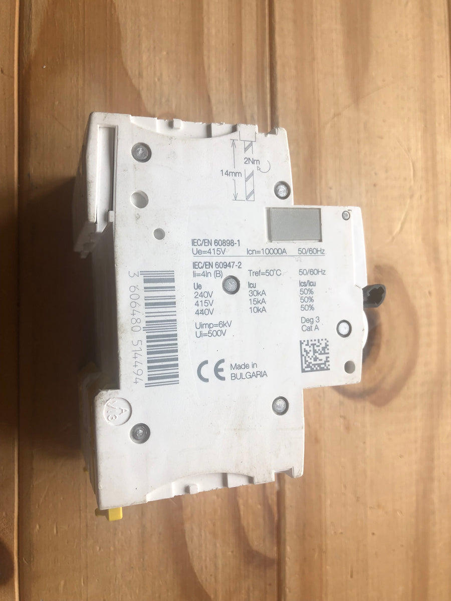 SCHNEIDER 16 AMP CURVE D 10kA MCB CIRCUIT BREAKER A9F55116 IC60H - Foto 8